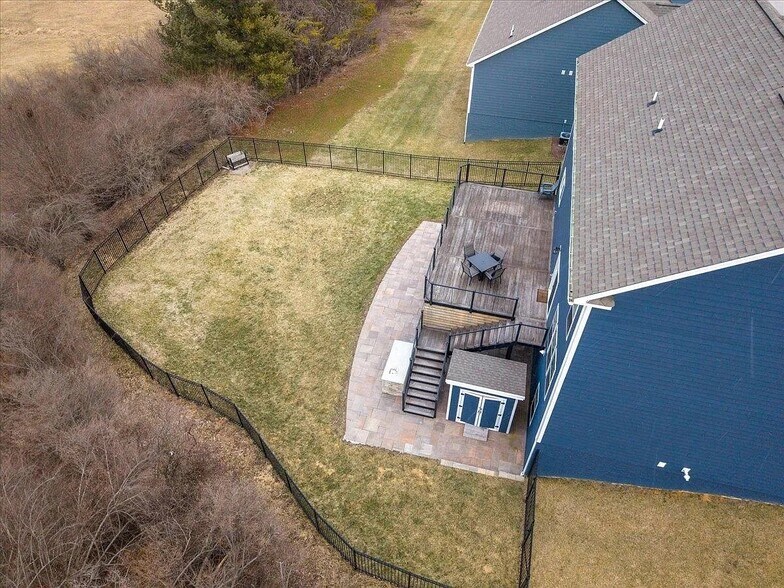 Building Photo - 840 Jefferson Cir