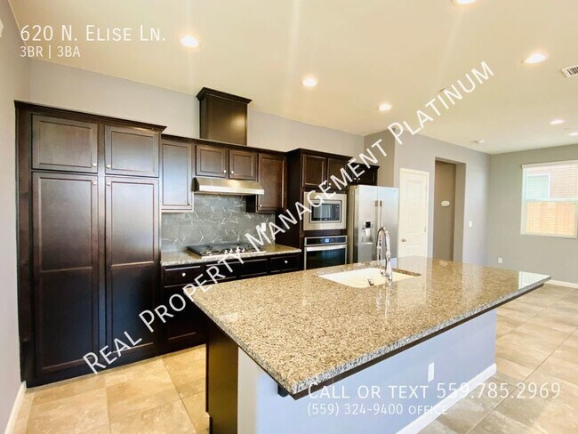 Building Photo - $2,250 3 Bedroom In Canyon Creek Community...