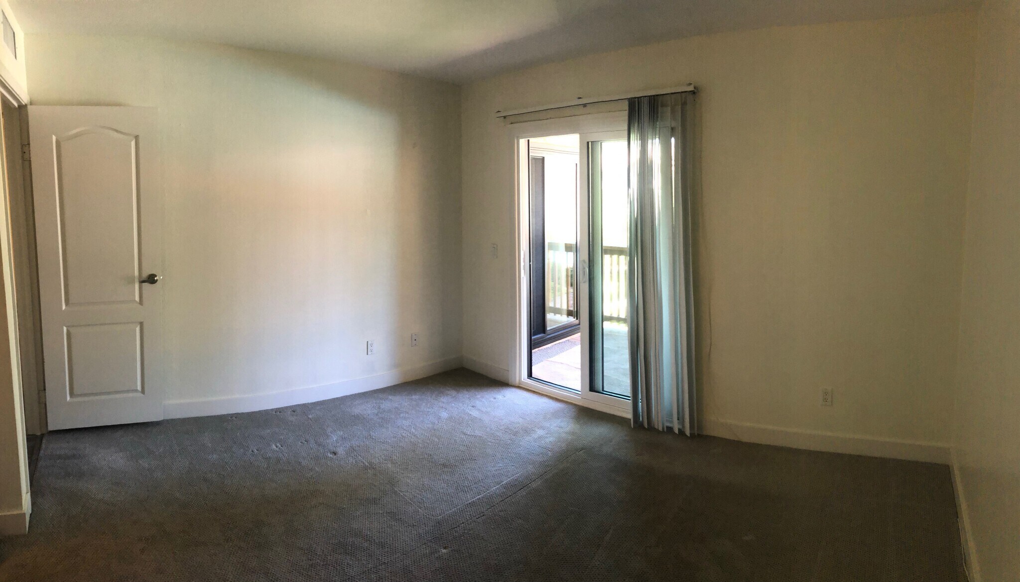 Building Photo - 12083 Alta Carmel Ct
