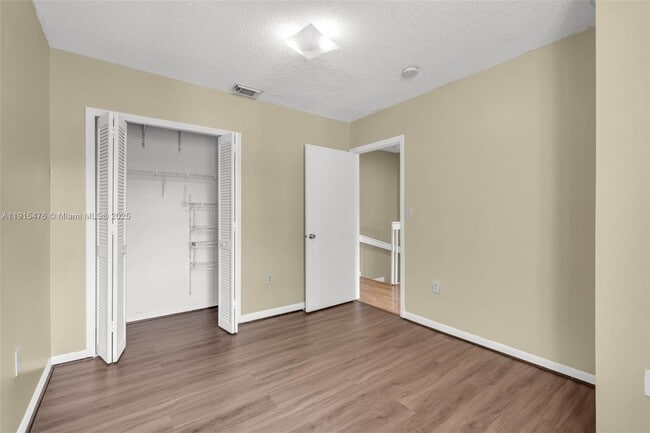 Building Photo - 6263 SW 139th Ave