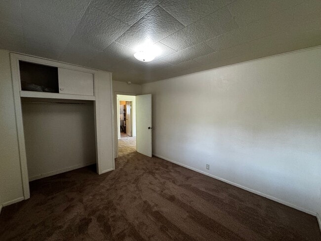 Building Photo - 3956 V St