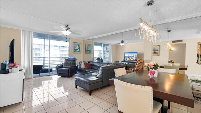 Building Photo - 3725 NE 169th St