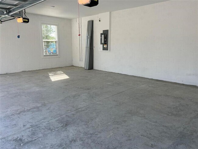 Building Photo - 9265 Tequila Sunrise Dr