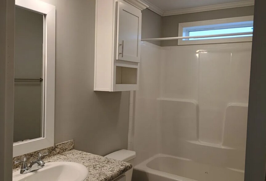 Building Photo - 37452 Grain View Ln