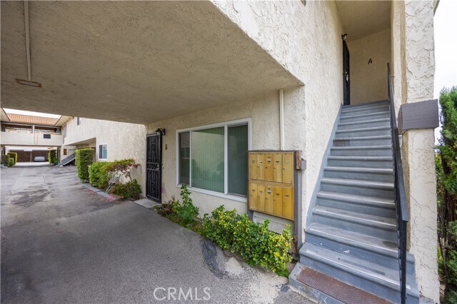 Building Photo - 7024 Rosemead Blvd