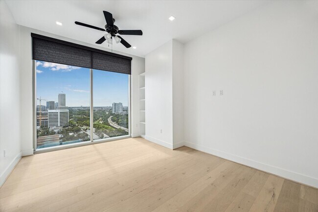Building Photo - 1711 Allen Pkwy