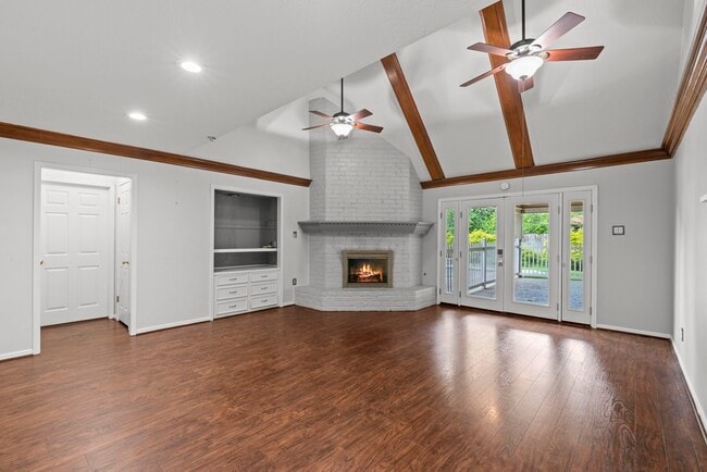 Building Photo - 8318 Everleaf Dr