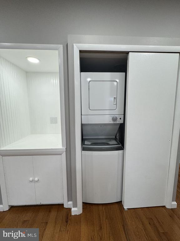 Building Photo - 146 South St