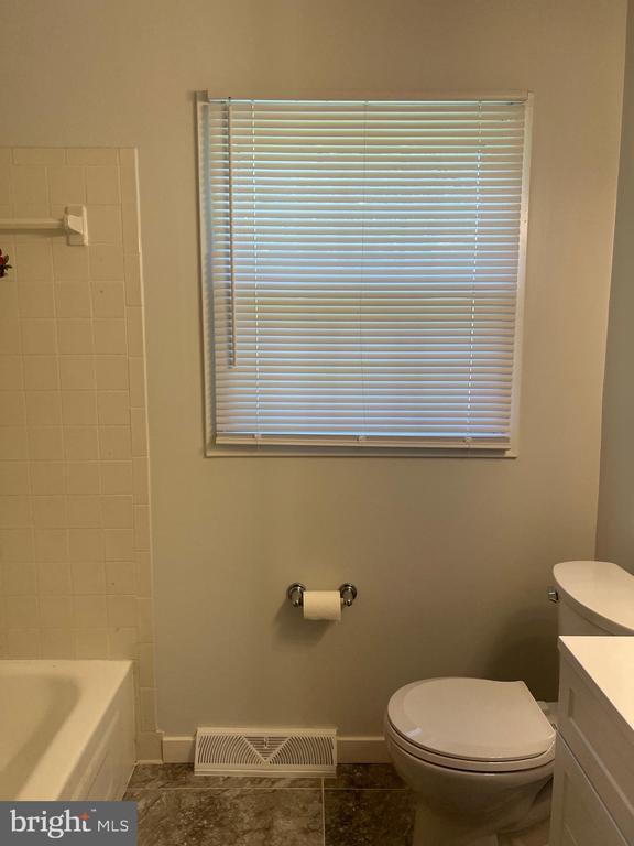 Building Photo - 6854 Arbor Ln