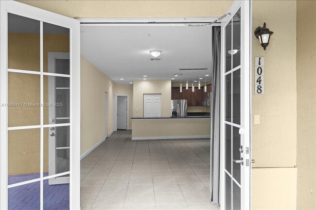 Building Photo - 1048 SW 147th Ave