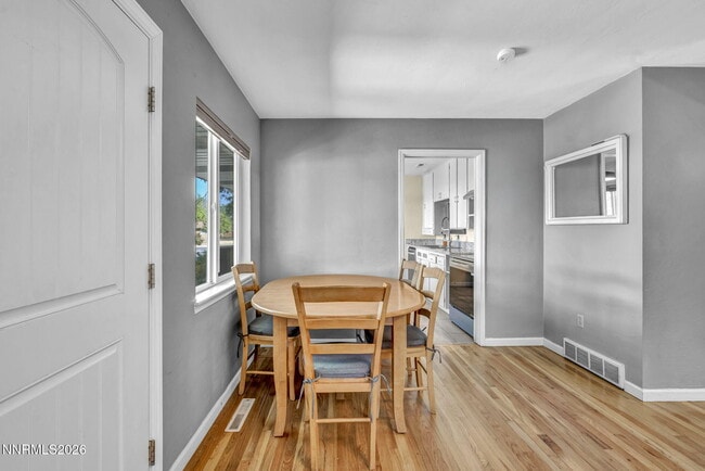 Building Photo - 620 Belgrave Ave