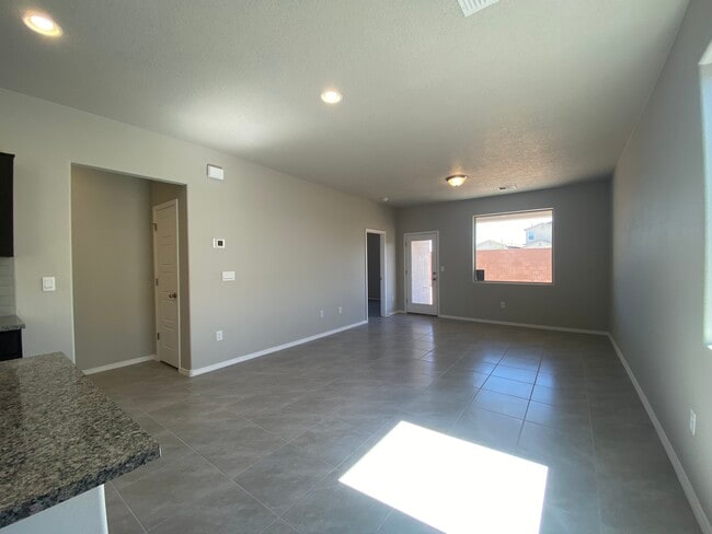 Building Photo - 4838 Mount Salas St NE