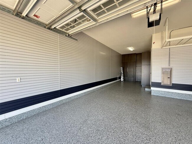 Building Photo - 10107 Ida Grove Ln