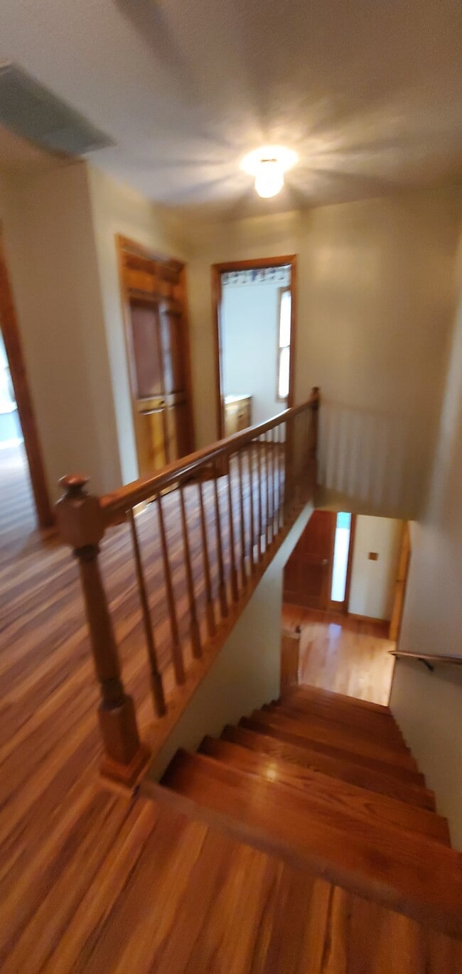 Building Photo - 119 Stoney Brook Ln