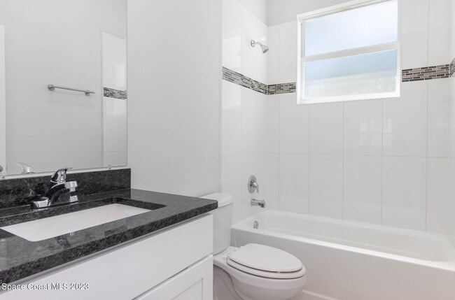 Building Photo - 1808 Pirate Ave SE