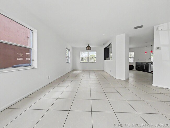 Building Photo - 10133 Brookville Ln