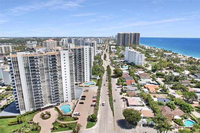 Building Photo - 2716 N Ocean Blvd