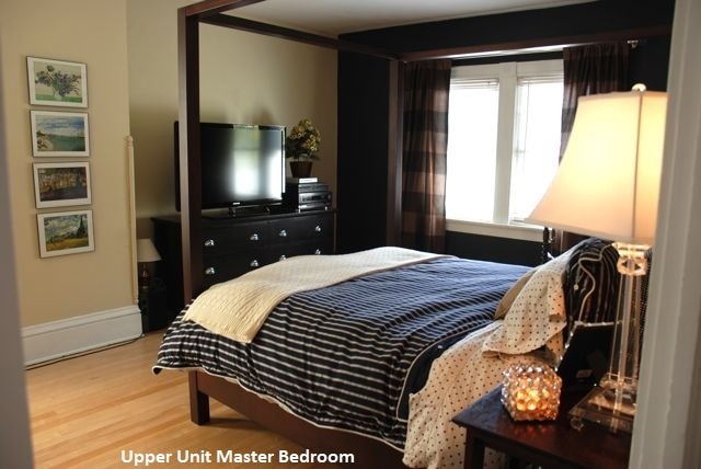 Building Photo - 3264 N Downer Ave