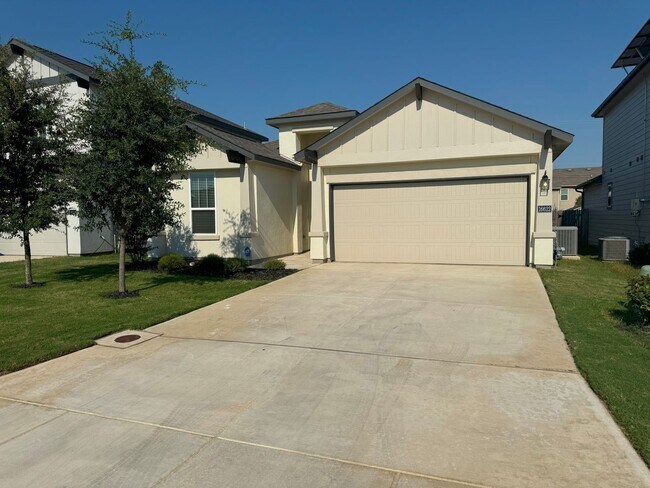 Primary Photo - 16622 Daylight Ln