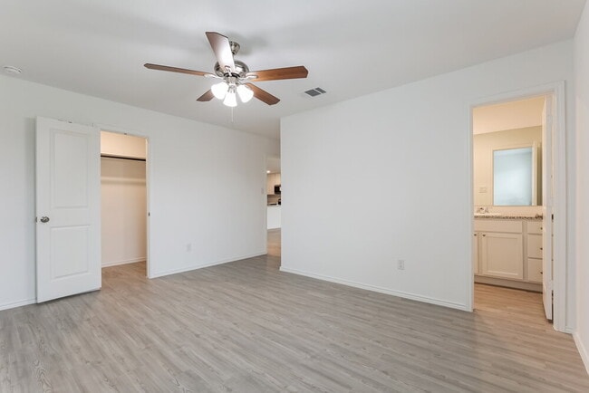 Building Photo - 14023 Southton Basin