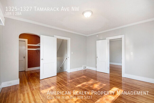 Building Photo - 1325-1327 Tamarack Ave NW-