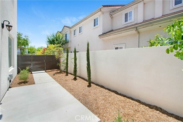 Building Photo - 13268 Ramona Blvd