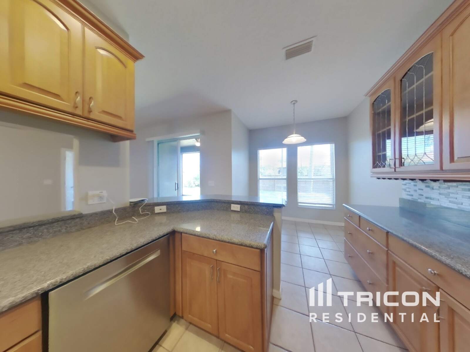 Building Photo - 24409 Breezy Oak Ct