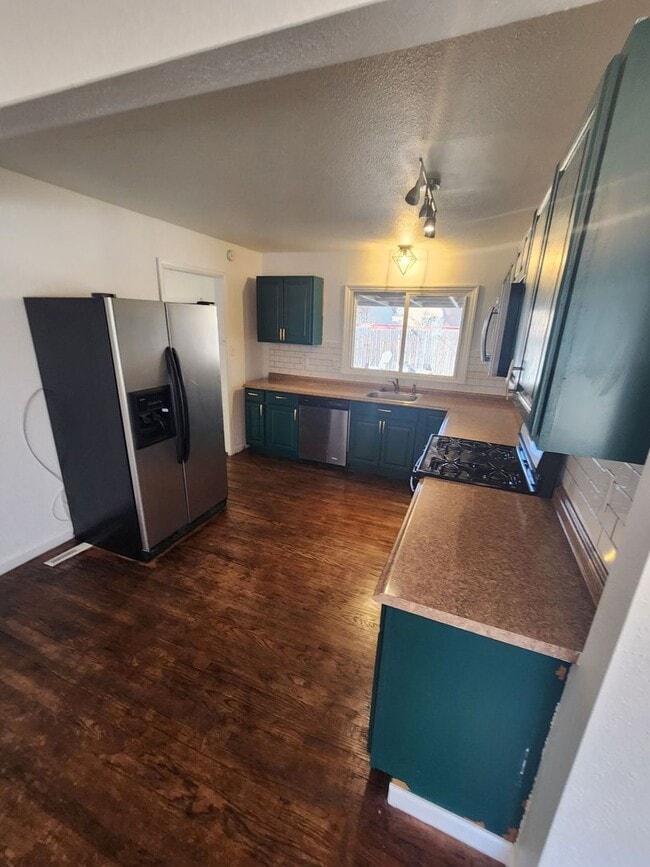 Building Photo - Wonderful Home