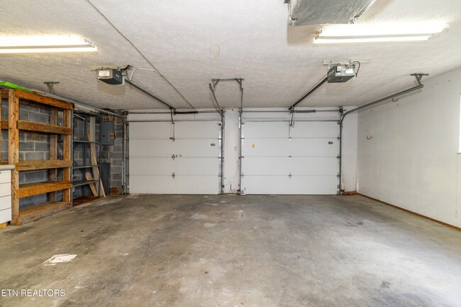 Building Photo - 4756 Brierley Dr