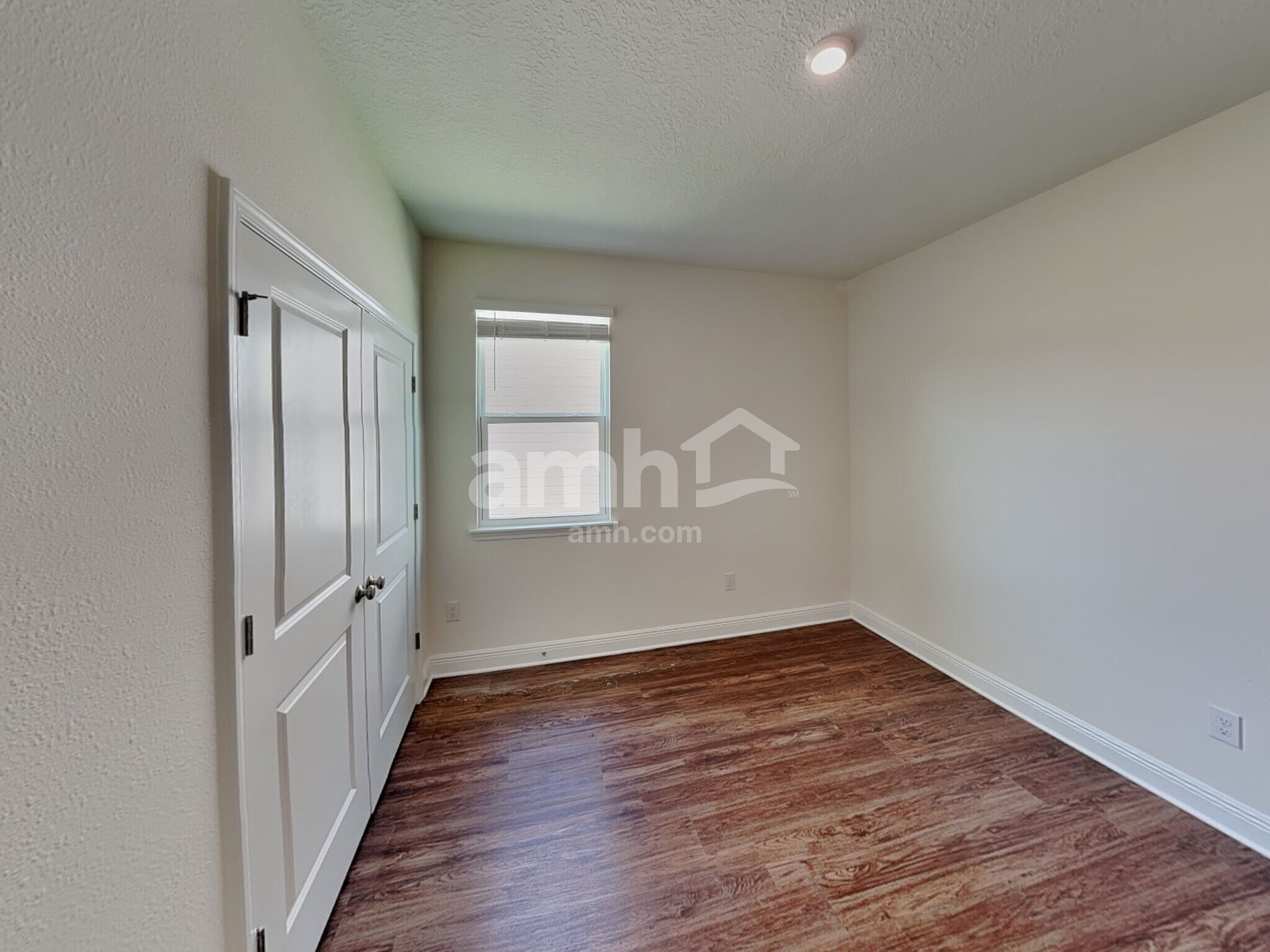 Building Photo - 375 Onate Cir