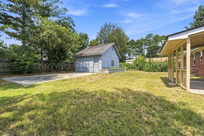 Building Photo - 3487 Postell Dr