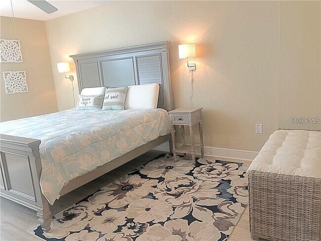 Building Photo - 400 Island Way