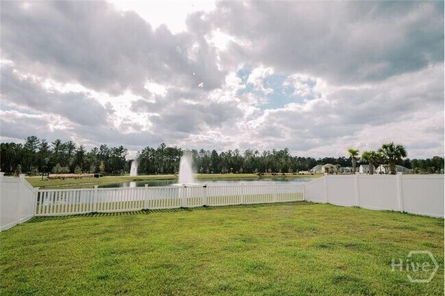 Building Photo - 123 Skylar Rd