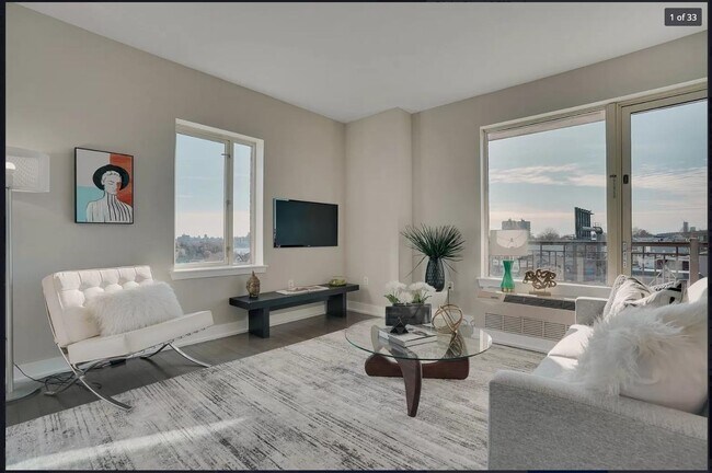 Building Photo - 3312 Hudson Ave