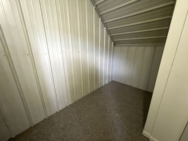 Building Photo - Yorktown School District