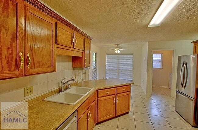 Building Photo - 555 Wellington Way