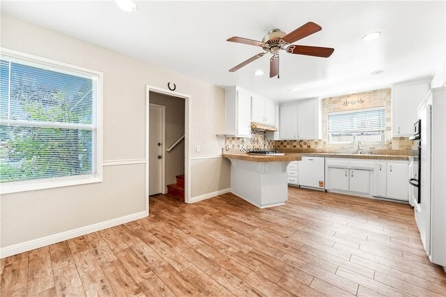 Building Photo - 17239 Santa Suzanne St