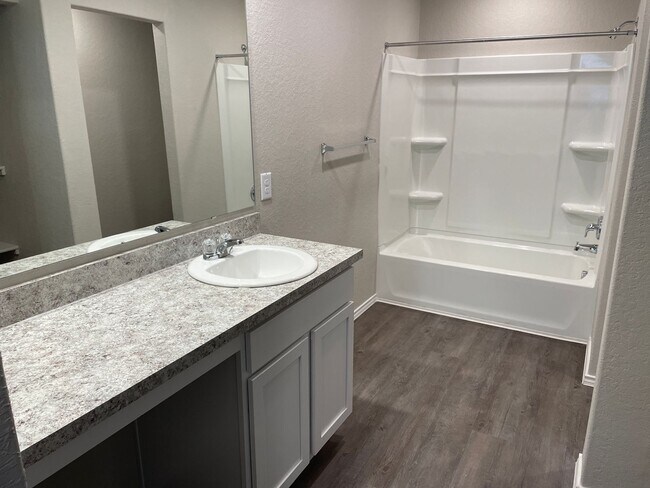 Building Photo - PRELEASING NOW! Charming Three Bedroom | Two and a Half Bathroom Home in Scott's Hollow