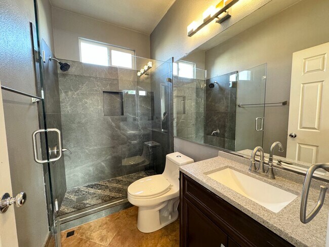 Building Photo - COMING SOON!!! 4 Bedroom/ 3 Bathroom Home ...