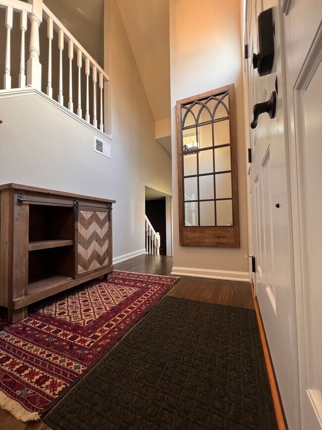 Building Photo - Heart's Desire End Unit Townhome 2700+ SqFt - Lowes Island