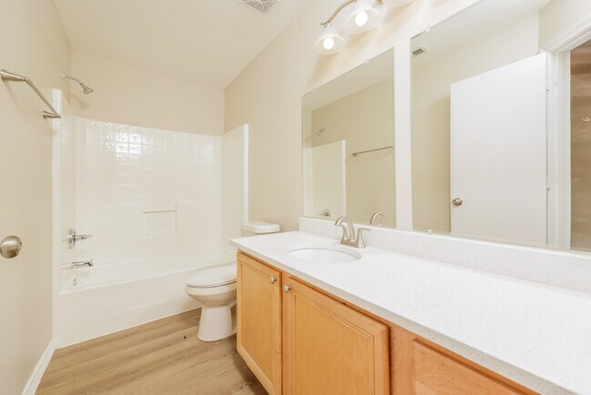 Building Photo - 2221 Nicholas Crossing