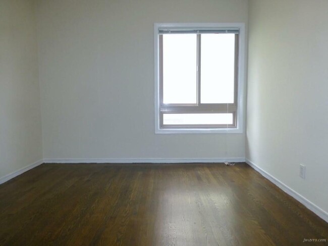 Building Photo - 80 Terra Vista Ave