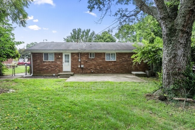 Building Photo - 461 Potomac Dr