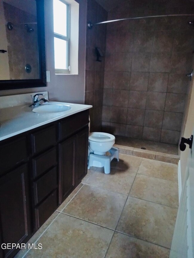 Building Photo - 3904 Hueco Valley Dr