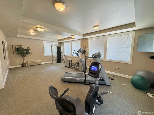 Building Photo - 2bd/2ba Newcastle Condo