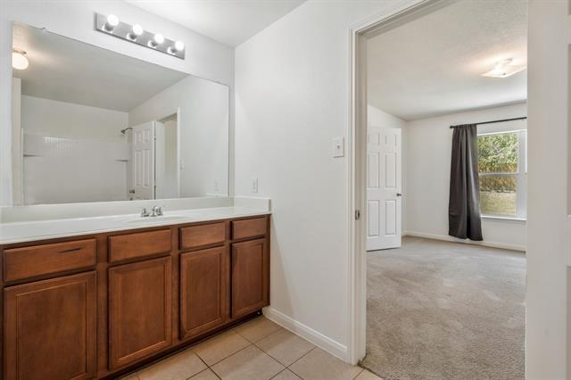 Building Photo - 12669 Forest Lawn Rd
