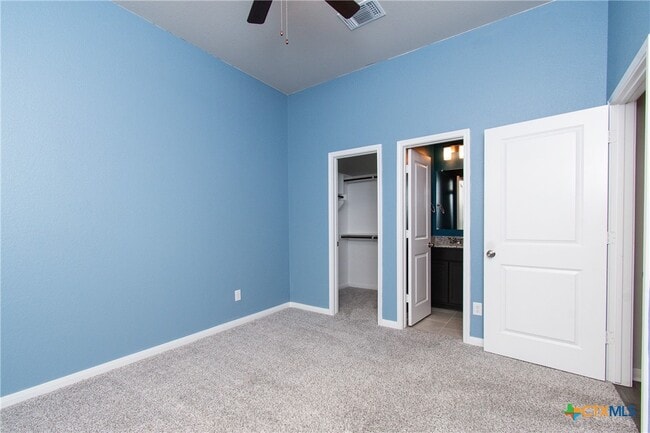 Building Photo - 8207 Montclair Dr