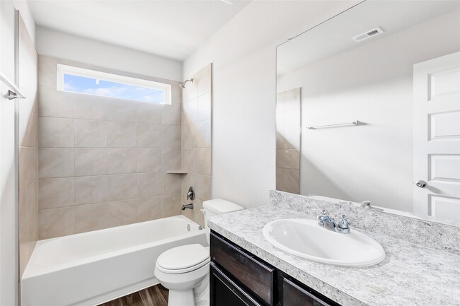 Building Photo - 2394 Tavo Trails Dr