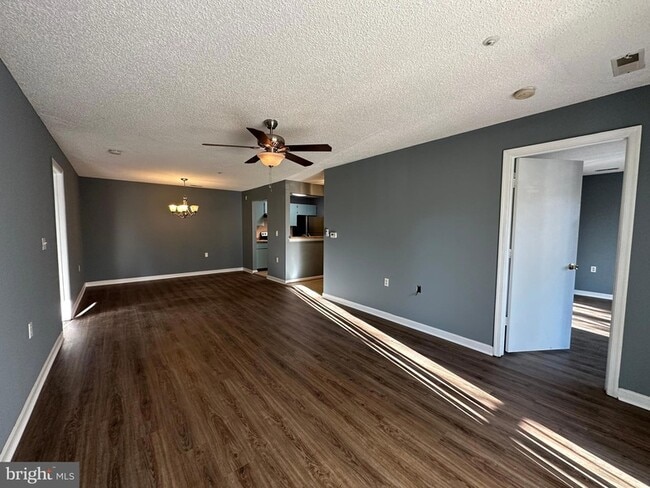 Building Photo - 12907 Churchill Ridge Cir
