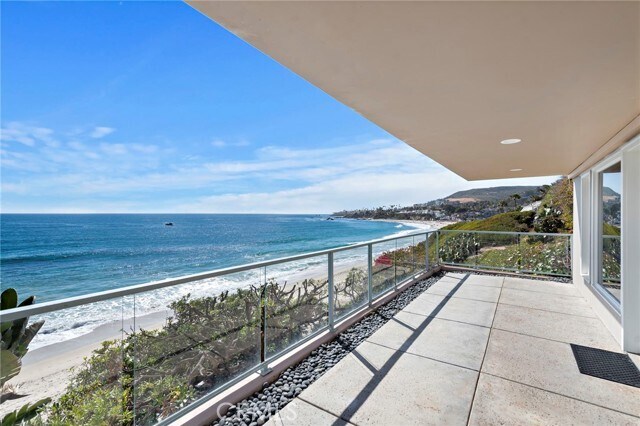 Primary Photo - 603 S Coast Hwy